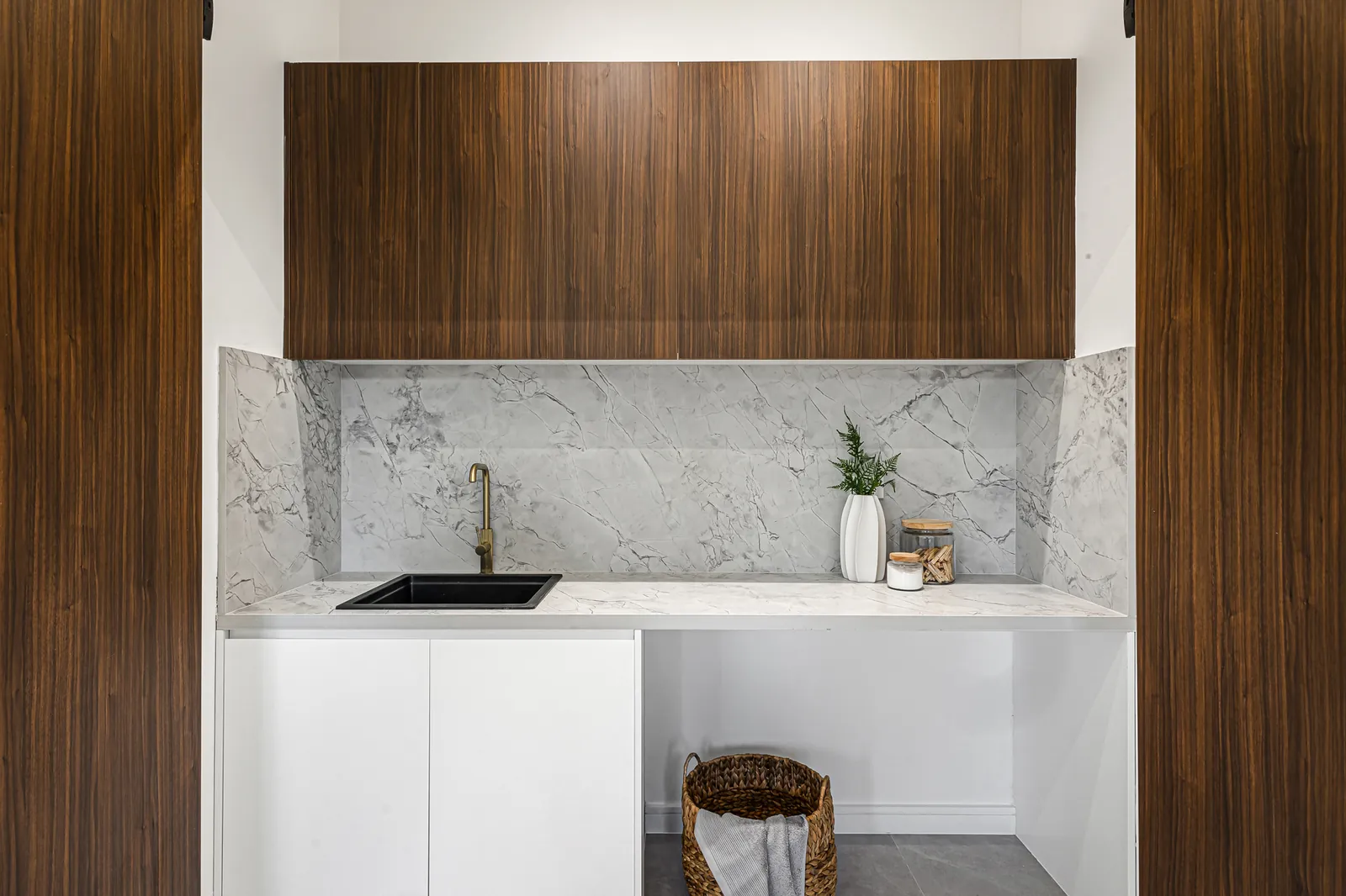 Smart Street — main bathroom